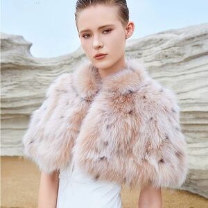 Never Worn | SagaFurs Fox Fur Cape